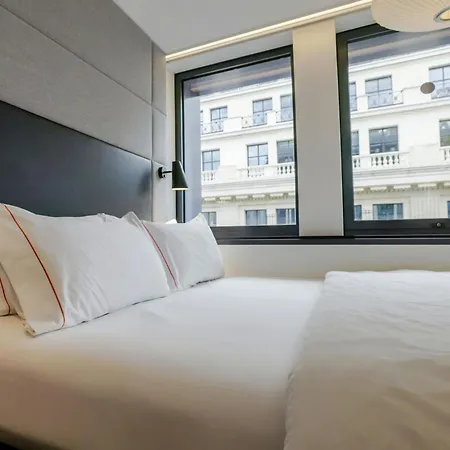 citizenM Paris Champs-Élysées-3
